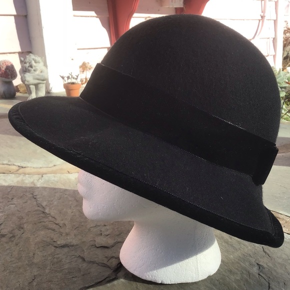 Talbots Accessories - Talbots 🌳 Black Wool | Velvet Breton Hat NW